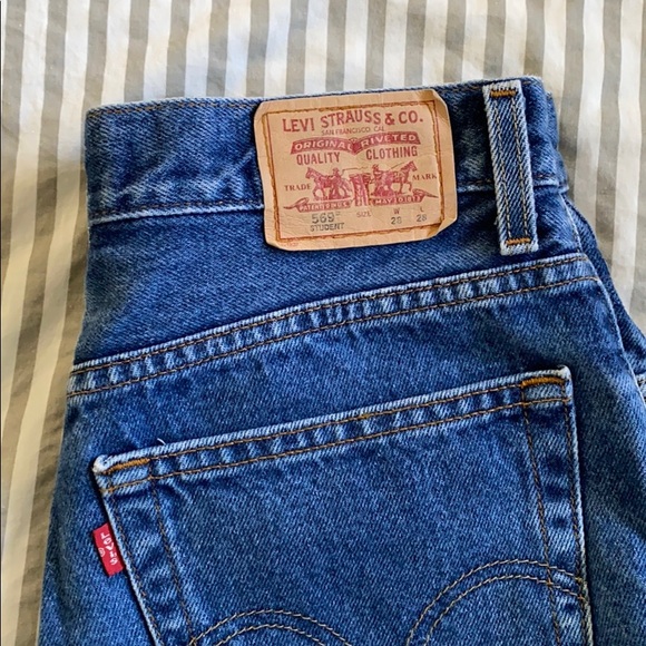 Vintage Levi’s Cut Off Jean Shorts - Picture 2 of 3